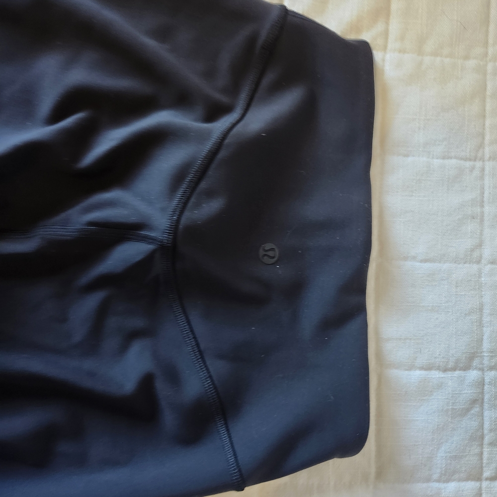 Lululemon ALIGN Black Leggings - Picture 3 of 5